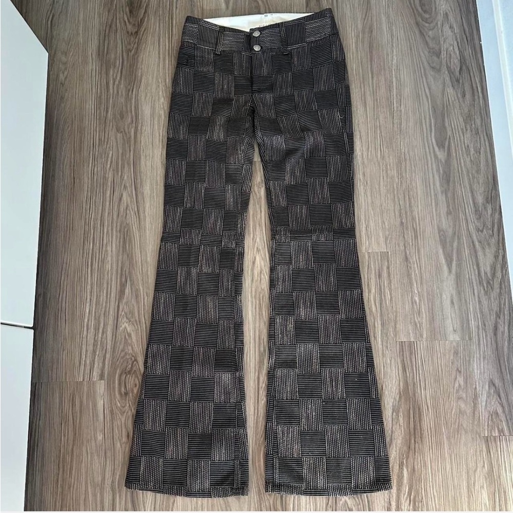 Alice + Olivia Striped Pants in Black and Pink